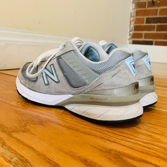 New Balance 990v5 “Castlerock” Grey Silver Sneaker Women's Size 9.5 Men's size 8 - Picture 7 of 11